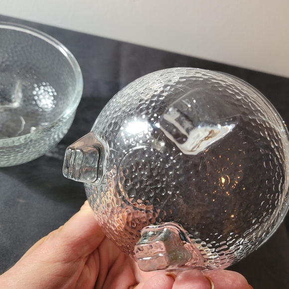 Vintage 1960’s, Crisa Footed pebbled Glass Bowls, Set Of 2 - Picture 5 of 6